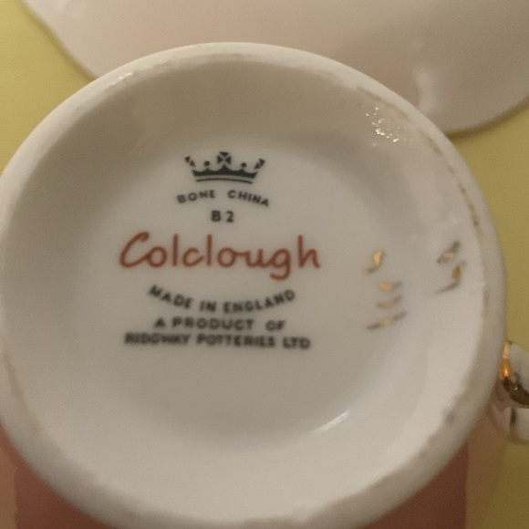 Vintage Colclough bone china cup and saucer collectible*13 - Picture 4 of 6